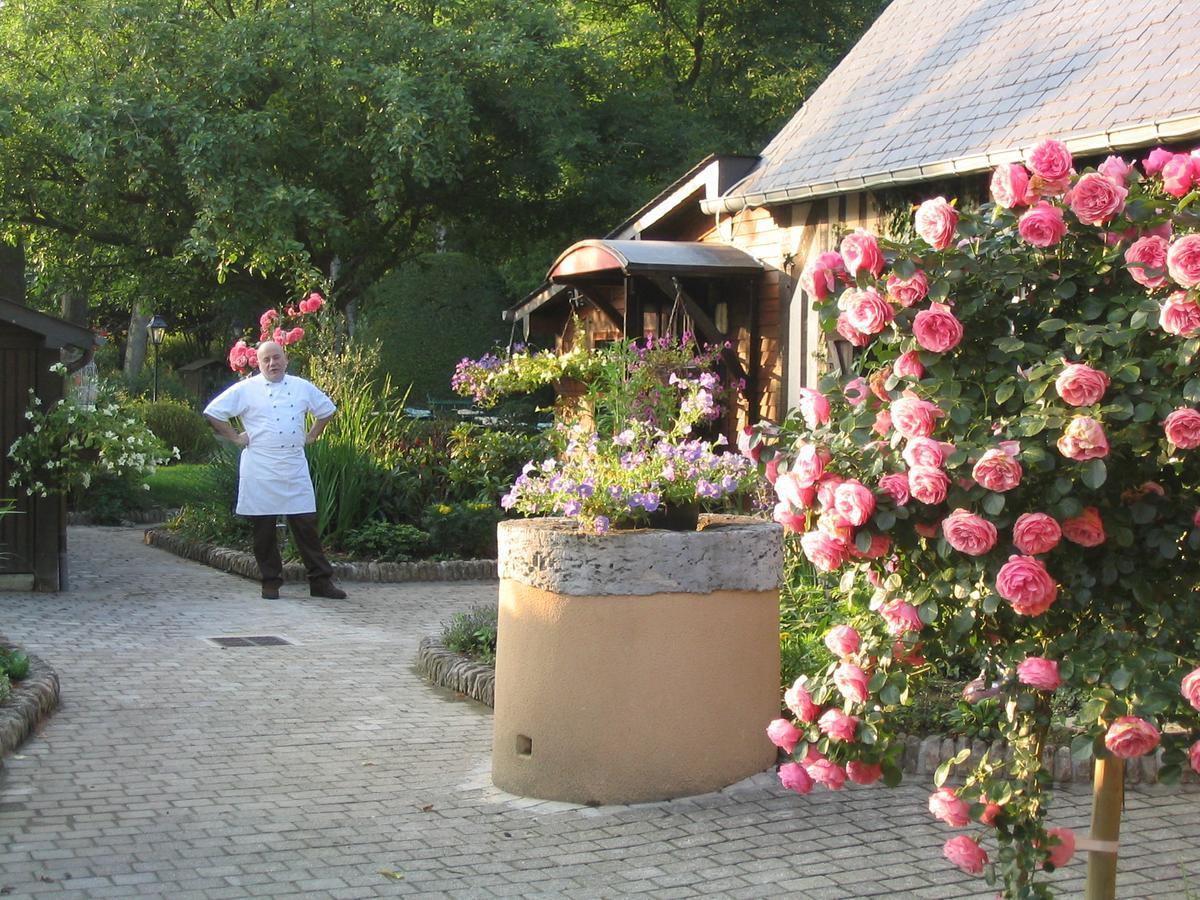 Auberge Du Val Au Cesne Saint-Clair-sur-les-Monts Exterior photo